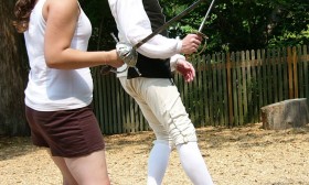 Fencing Lesson – Body Position